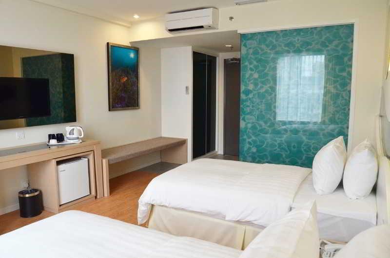 קוטה קינבלו Oceania Hotel מראה חיצוני תמונה
