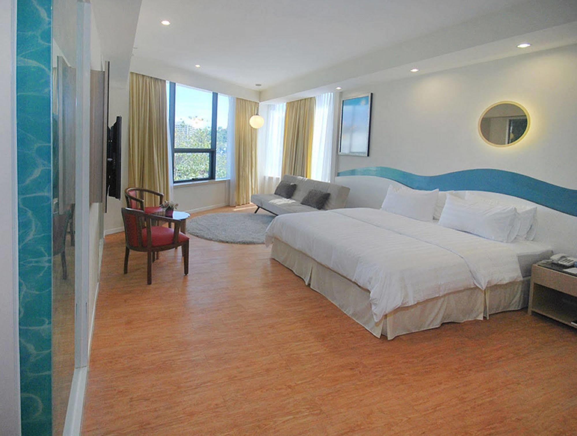 קוטה קינבלו Oceania Hotel מראה חיצוני תמונה